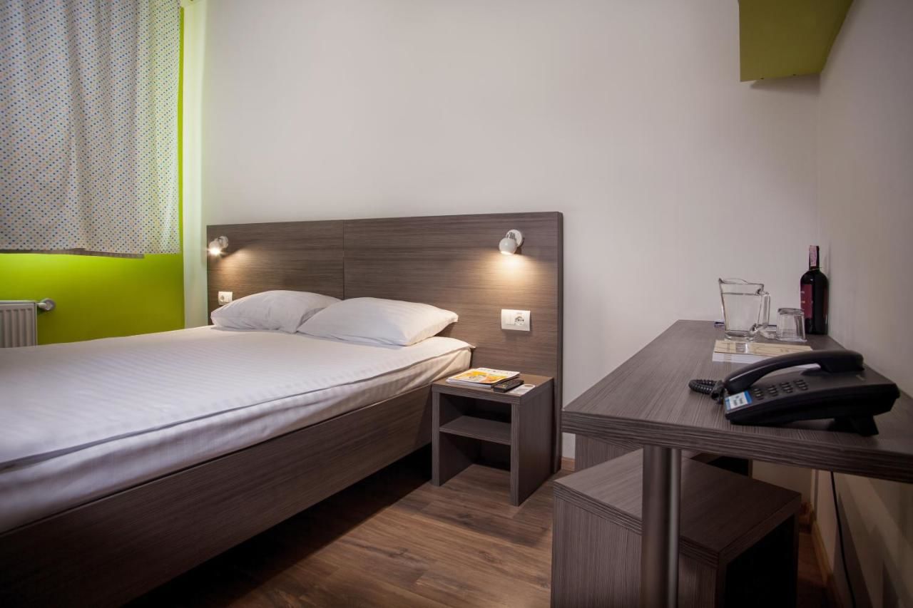 Отель Hotel Marenero Одесса