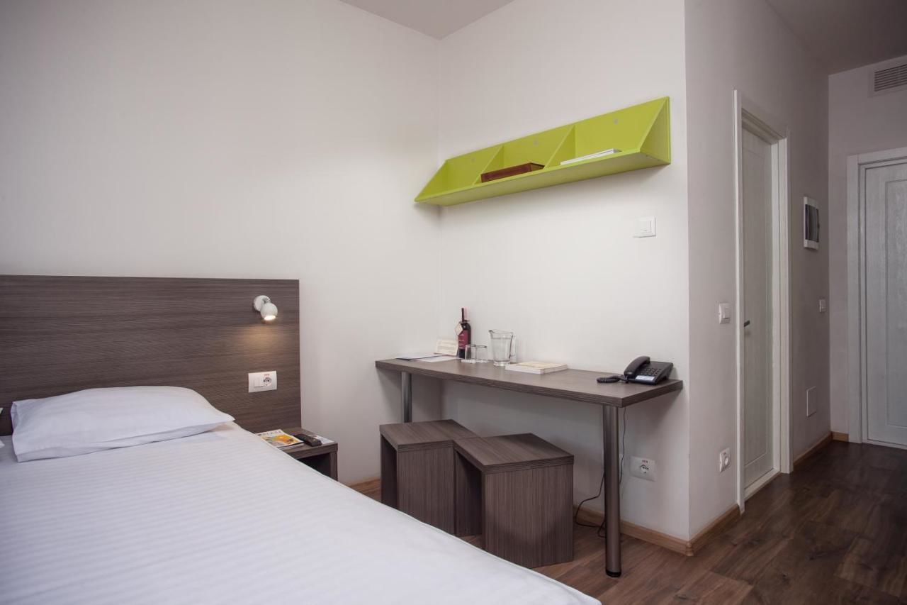 Отель Hotel Marenero Одесса